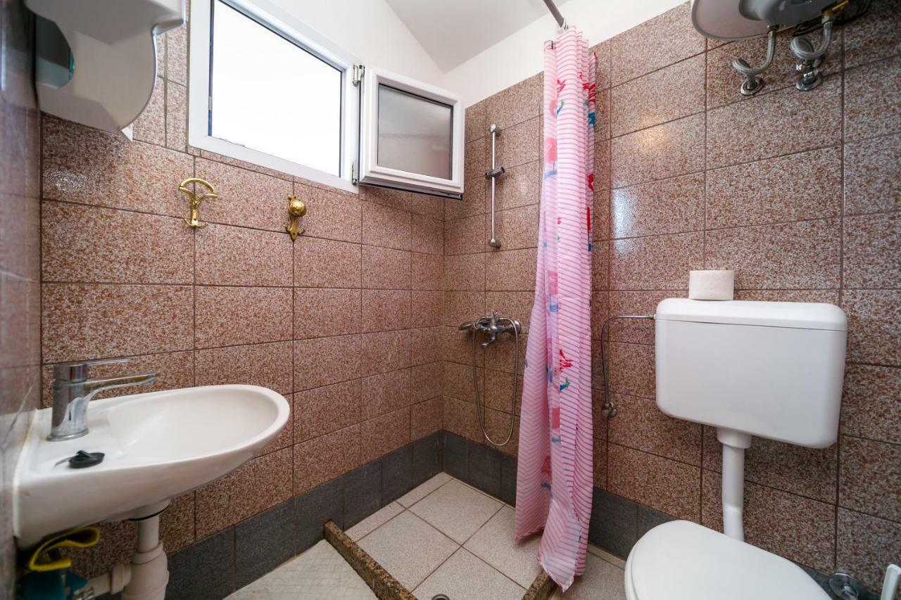 Marie I Nikola Apartment Krk Town Exterior photo
