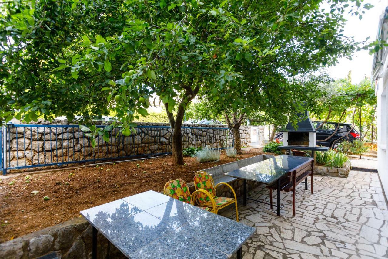 Marie I Nikola Apartment Krk Town Exterior photo